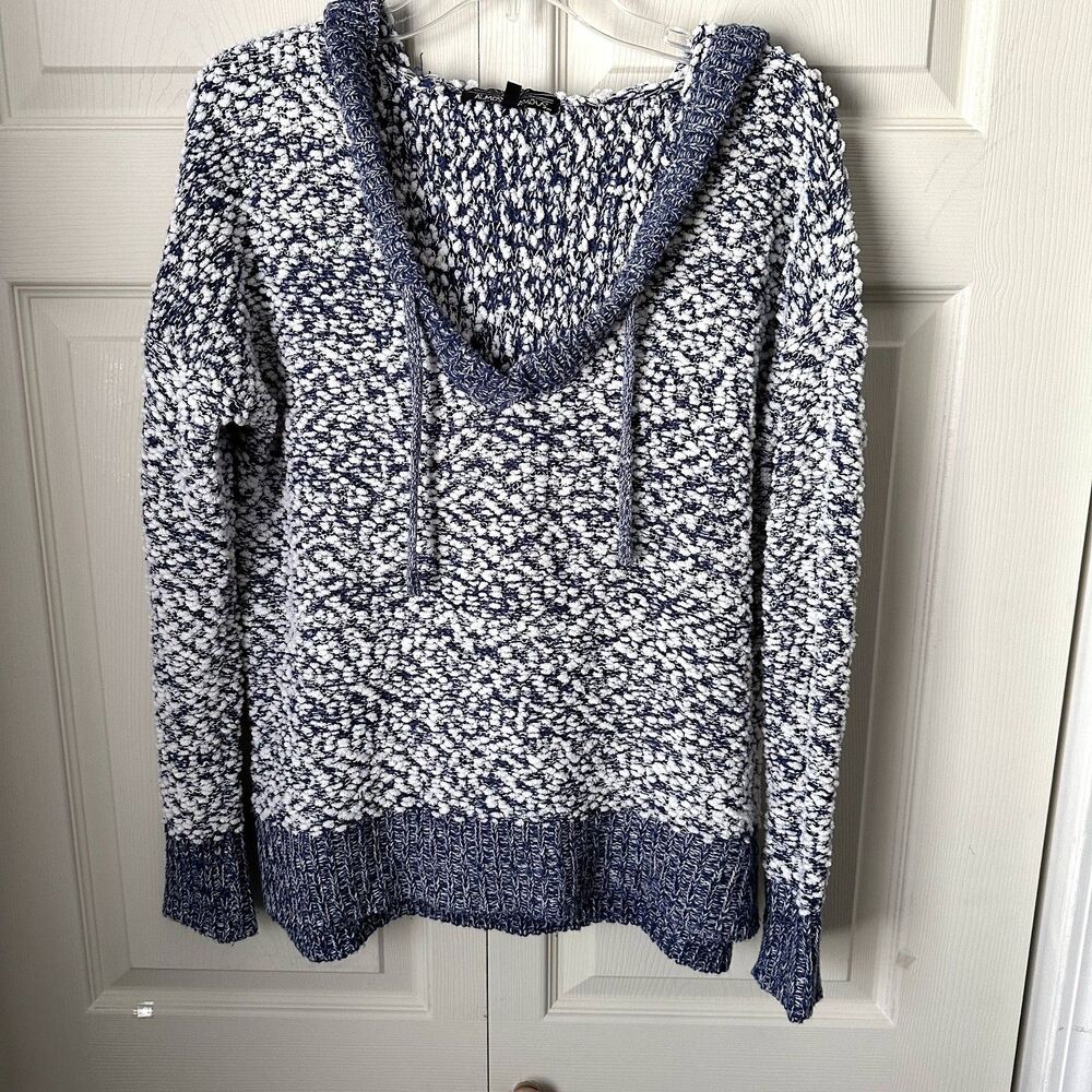 Almost Famous Size Large blue and white sweater hoodie